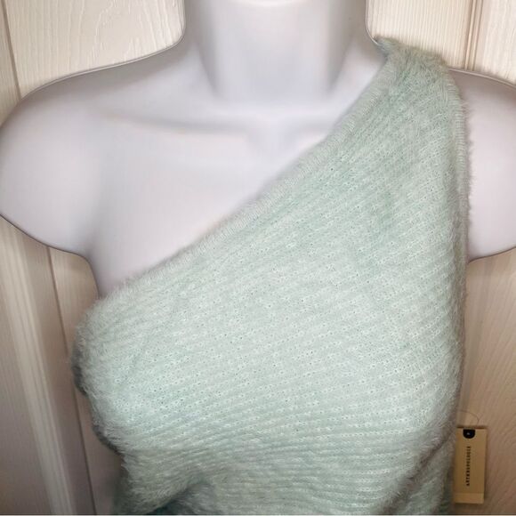By Anthropologie One-Shoulder Eyelash Sweater Tank Sky Mint Green L NWT - Picture 7 of 13